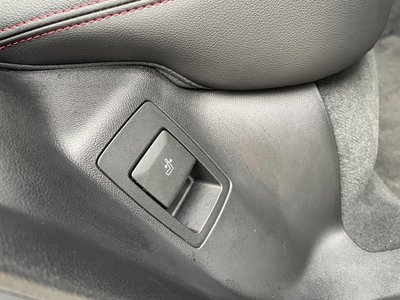 2022 BMW X4 缩略图 60