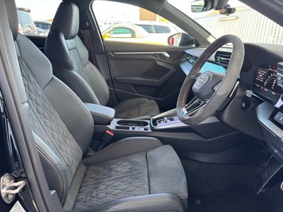 صورة مصغرة 153 لـ 2023 AUDI RS3 SPORTBACK
