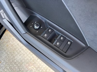 صورة مصغرة 131 لـ 2023 AUDI RS3 SPORTBACK