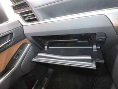 2025 Lexus GX photo 40