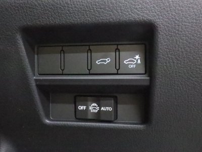 2025 Lexus GX photo 39