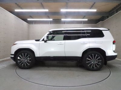 2025 Lexus GX photo 51