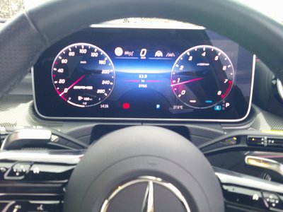 2025 Mercedes-BENZ C-CLASS AMG thumbnail 17