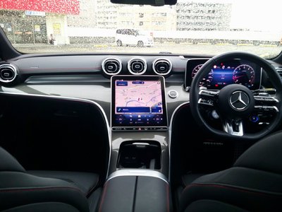 2025 Mercedes-BENZ C-CLASS AMG photo 12
