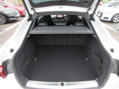 صورة 20 لـ 2024 AUDI S5 SPORTBACK