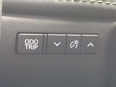 2025 Toyota ALPHARD — фото 80