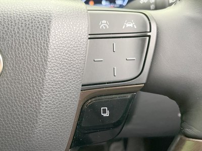 2025 Toyota ALPHARD — фото 36