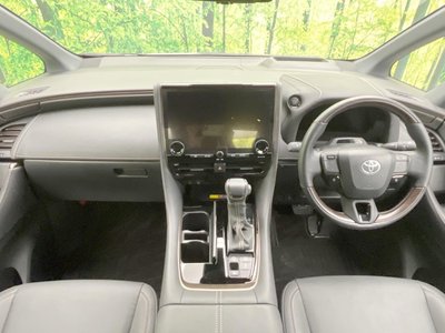 2025 Toyota ALPHARD — фото 2