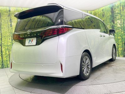 2025 Toyota ALPHARD — фото 18