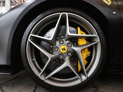 صورة 13 لـ 2022 Ferrari F8 SPIDER