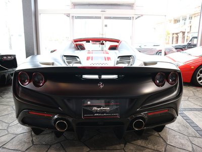 صورة 6 لـ 2022 Ferrari F8 SPIDER