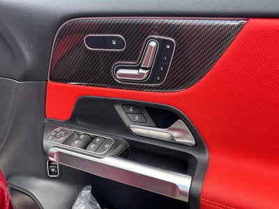 2025 Mercedes-BENZ GLB AMG 照片 16