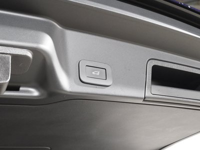 2023 LAND Rover RANGE ROVER EVOQUE thumbnail 37