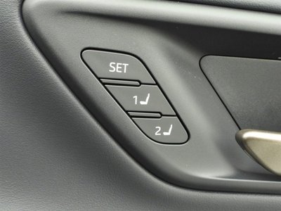 2023 Toyota CROWN SPORT photo 22