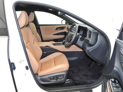 2023 Toyota CROWN SPORT photo 18