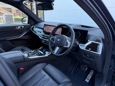 2023 BMW X7 照片 8