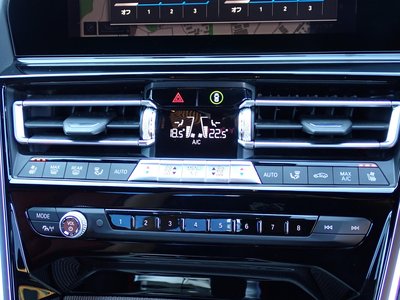 2019 BMW 8 SERIES thumbnail 46