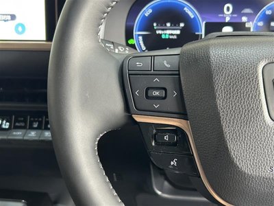 صورة 12 لـ 2025 Toyota CROWN SPORT