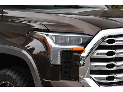 2023 Toyota TUNDRA — миниатюра 30