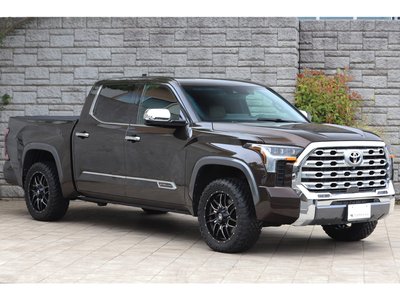 2023 Toyota TUNDRA — миниатюра 17