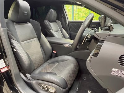 2021 Lexus LS photo 16