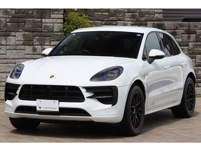 2021 Porsche MACAN thumbnail 26