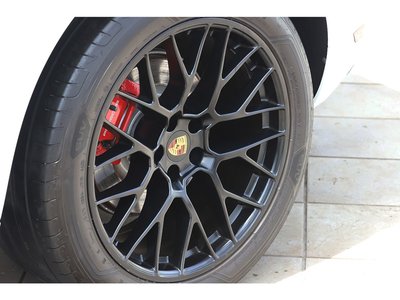 2021 Porsche MACAN thumbnail 36