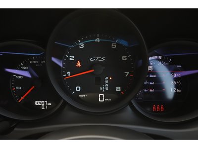 2021 Porsche MACAN thumbnail 44