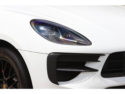 2021 Porsche MACAN thumbnail 30