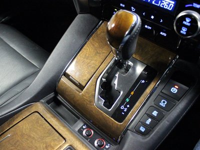صورة 28 لـ 2016 Toyota ALPHARD
