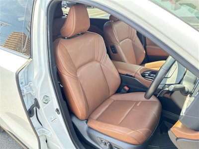 2025 Toyota CROWN ESTATE 缩略图 27