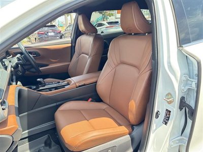 2025 Toyota CROWN ESTATE 缩略图 28
