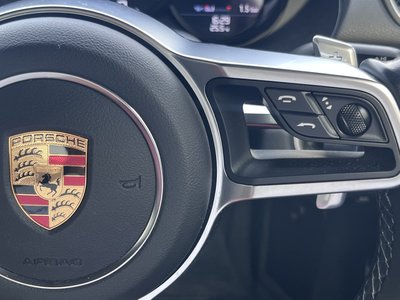 صورة 14 لـ 2016 Porsche 718