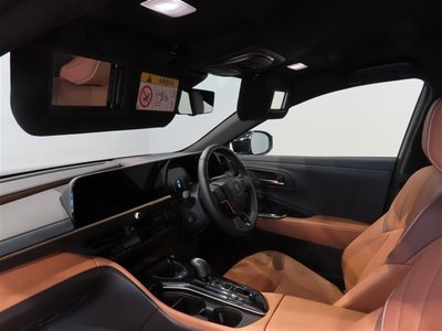 صورة 51 لـ 2025 Toyota CROWN SPORT