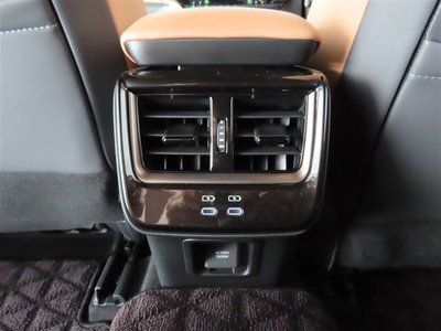 صورة 66 لـ 2025 Toyota CROWN SPORT