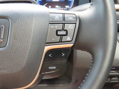 صورة 50 لـ 2025 Toyota CROWN SPORT
