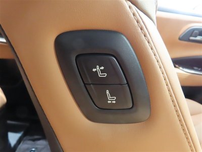 صورة 34 لـ 2025 Toyota CROWN SPORT
