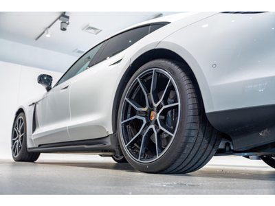2026 Porsche TAYCAN thumbnail 20