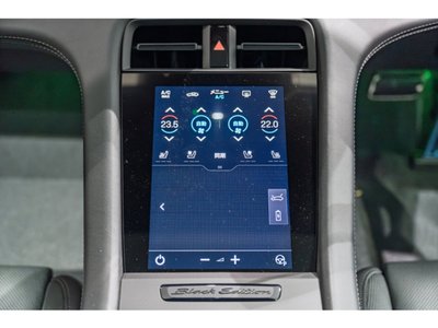 2026 Porsche TAYCAN photo 13