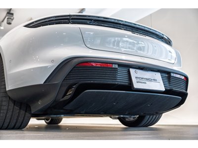 2026 Porsche TAYCAN thumbnail 19