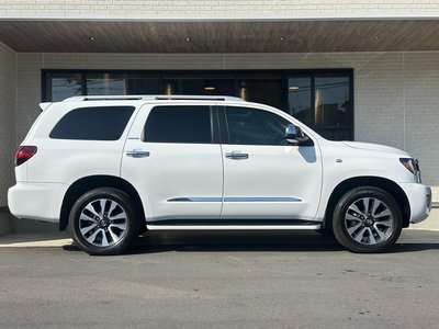 2018 Toyota SEQUOIA — фото 8