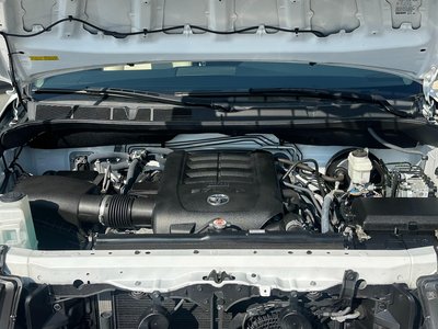 2018 Toyota SEQUOIA — фото 11