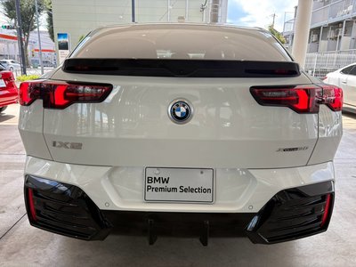 2025 BMW IX2 thumbnail 99