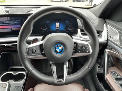 2025 BMW IX2 thumbnail 80