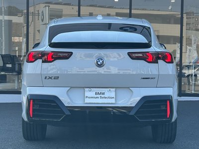 2025 BMW IX2 photo 14