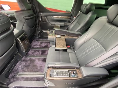 صورة 10 لـ 2021 Toyota ALPHARD