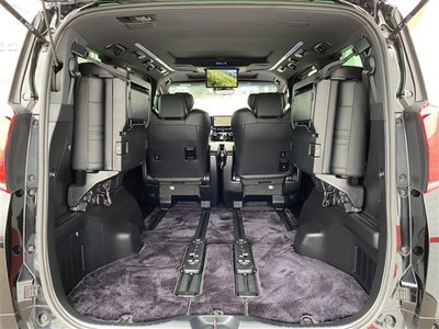 صورة 14 لـ 2021 Toyota ALPHARD