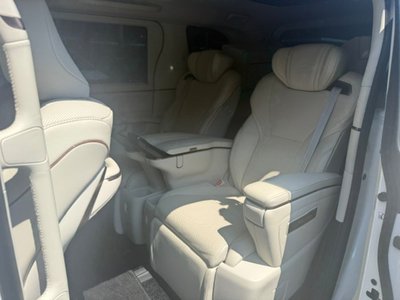 2024 Lexus LM 照片 12