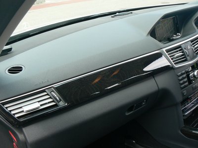 2012 Mercedes-BENZ E-CLASS thumbnail 45