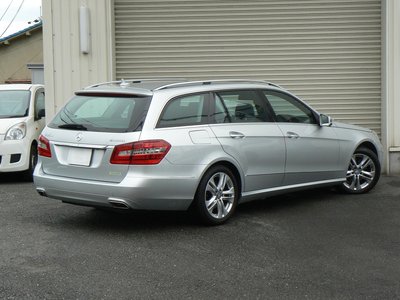 2012 Mercedes-BENZ E-CLASS photo 3